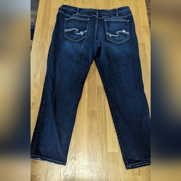 Silver Jeans Sam Boyfriend Distressed Jeans - Picture 3 of 4